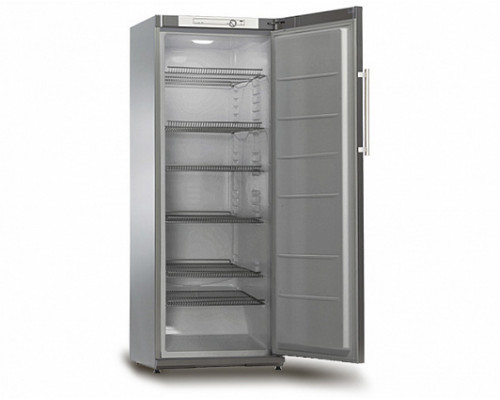Холодильный шкаф Snaige C 31 SM